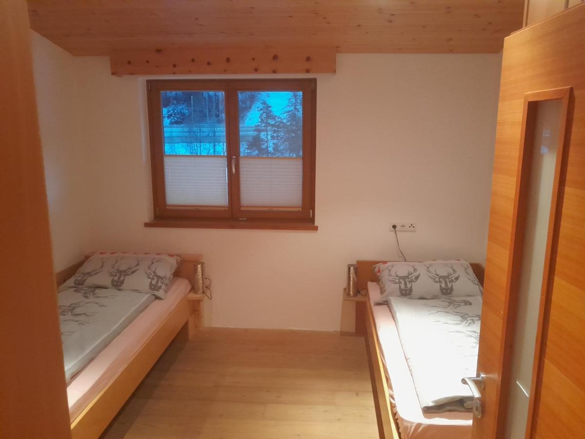 Haus Hotz Apart Talblick Grins Extérieur photo